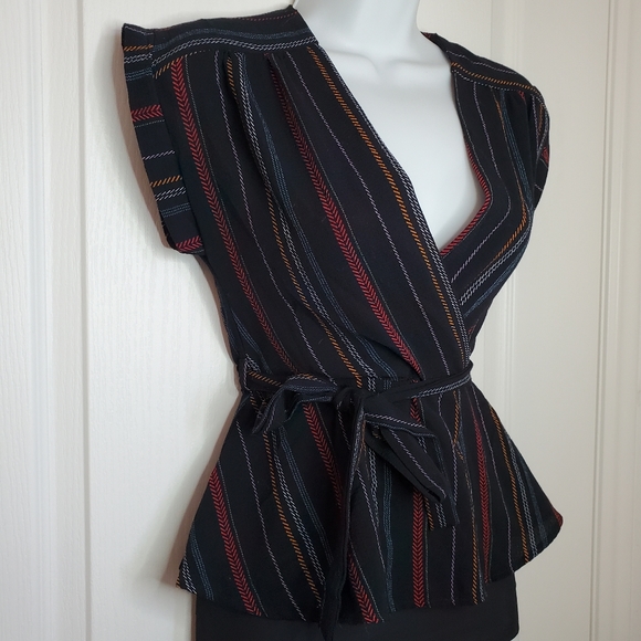 🔥3/$30 Belted Crossover Blouse - Picture 3 of 11